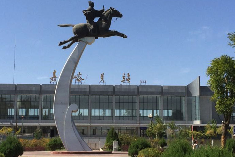 Jiayuguan Railway Station How to Get to Yulin Caves