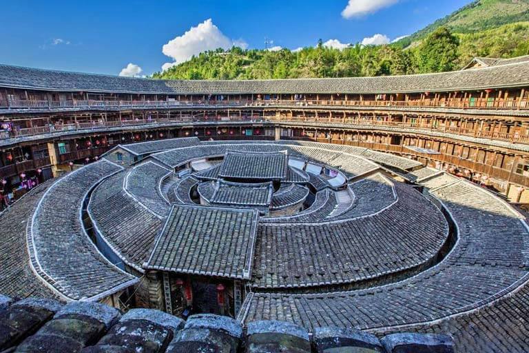 Get around Fujian Tulou