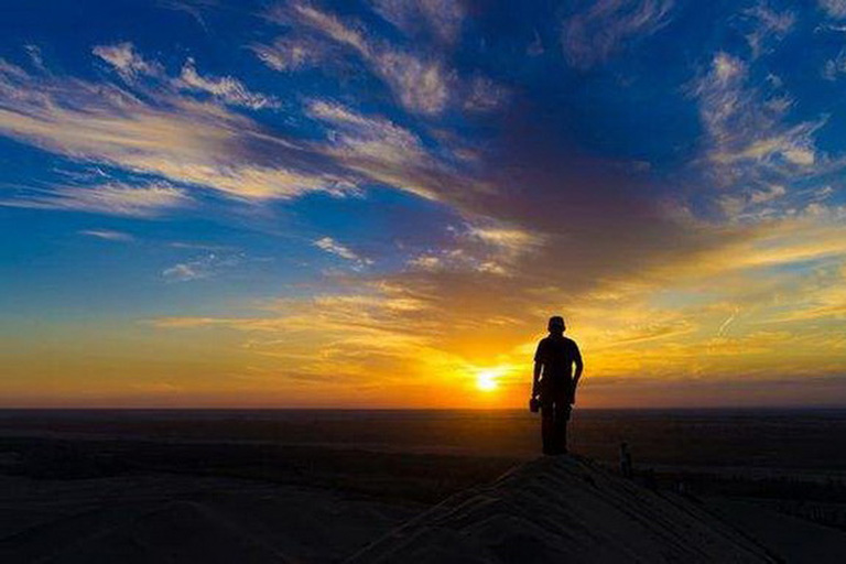 Desert Camping in Dunhuang