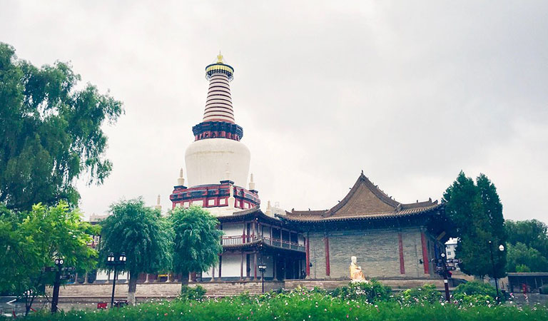 Giant Buddha Temple