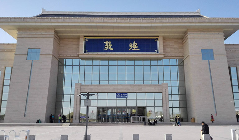 Zhangye to Jiayuguan