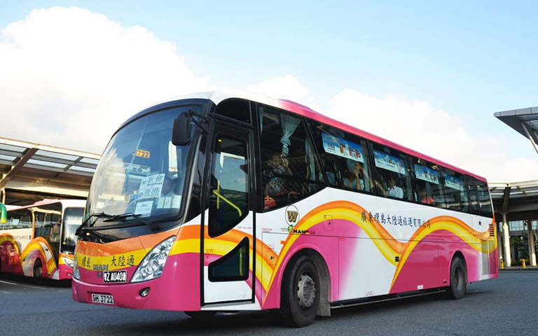 Trans-Island Limousine Cross-boundary Coach