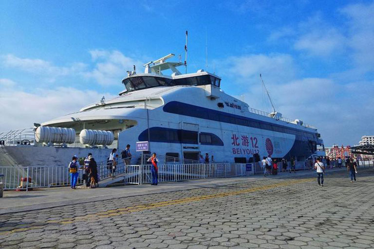 Beihai Weizhou Island Ferry ©m.beihai365.com Weizhou Island