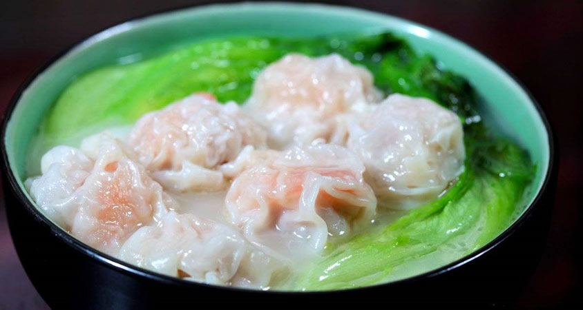 Cantonese Wonton Noodles Soup with Large Full Shrimp Meat Cantonese Cuisine - Wonton Noodles