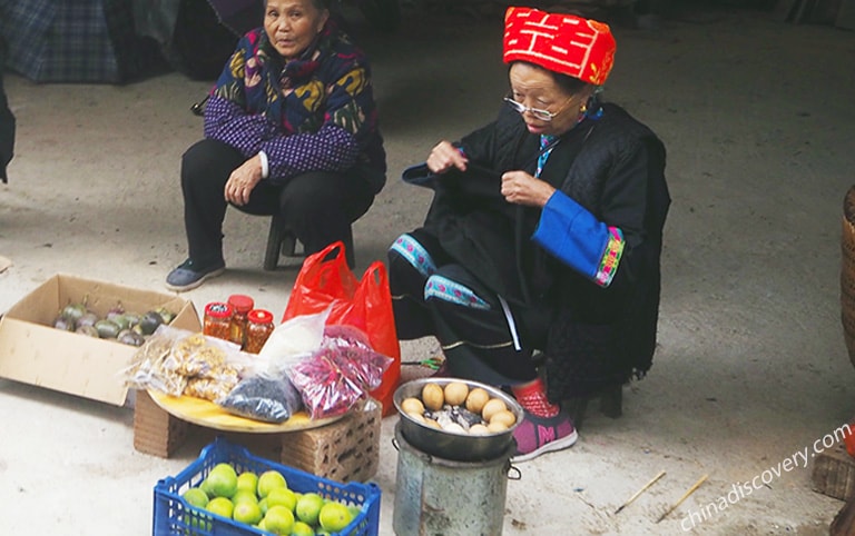 People Zhuang Ethnic Group at Longji Rice Terrace