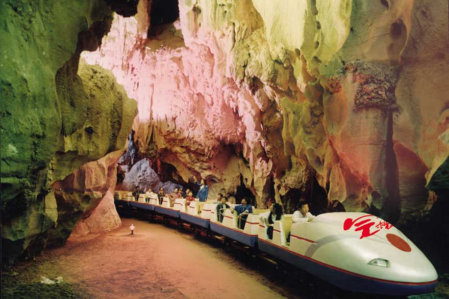 Crown Cave Guilin