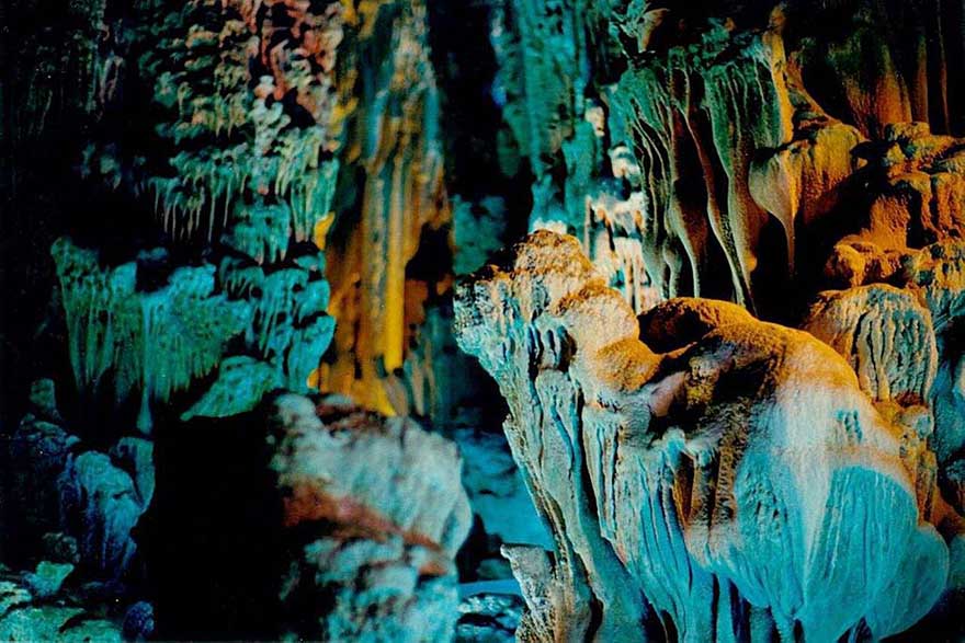 Reed Flute Cave