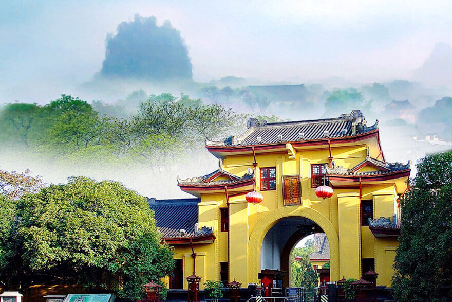 Solitary Beauty Peak and Jingjiang Prince City