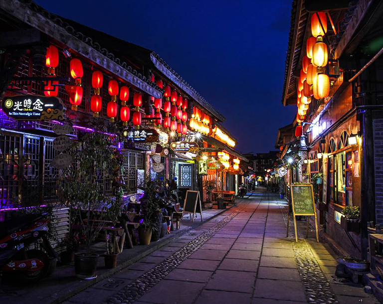 Nightlife at West Street