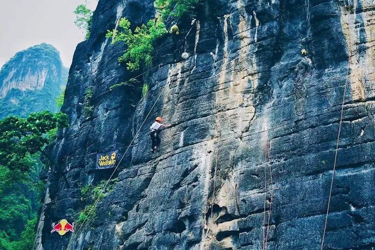 Yangshuo Climbing