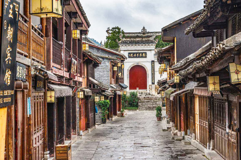 Guizhou Attractions - Qingyan Old Town