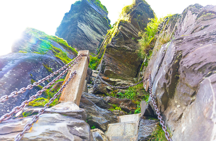 Steep & Narrow Path up to Fanjingshan Temple Fanjingshan Temple