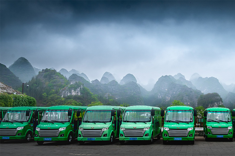 Sightseeing Bus in Wanfenglin Wanfenglin