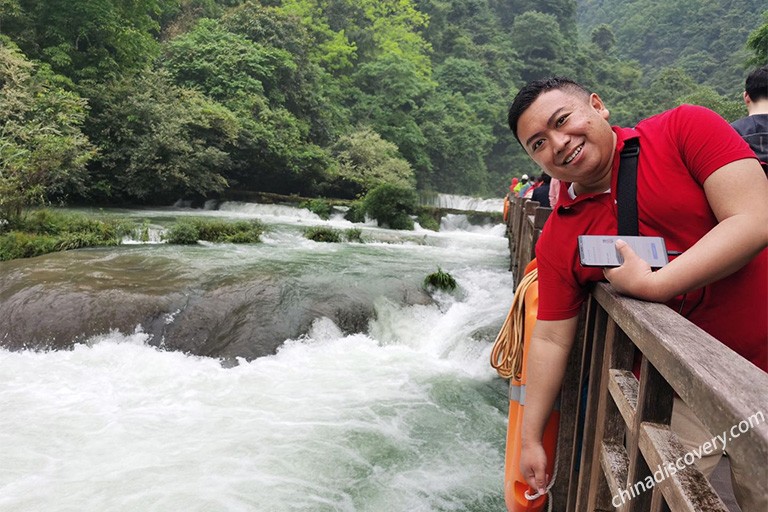 Our Guests Visit Fenglin Buyi Scenic Area Fenglin Buyi Scenic Area