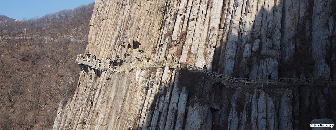 Luoyang Longmen Grottoes Tour