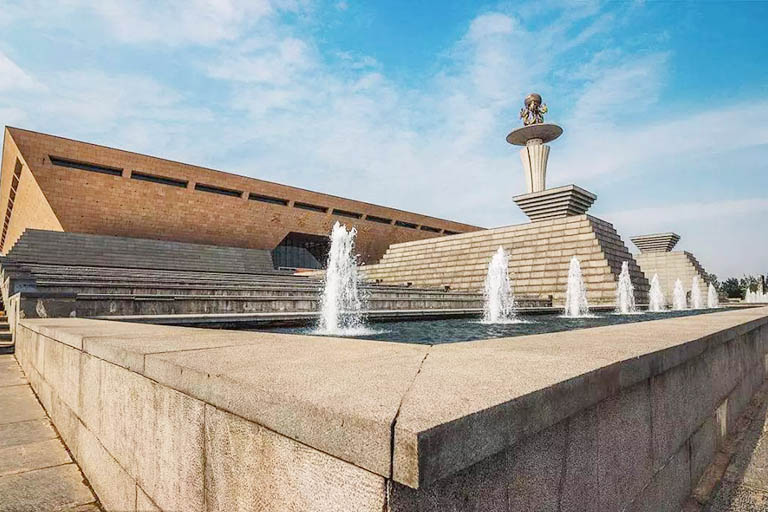 Luoyang Museum Henan Attractions
