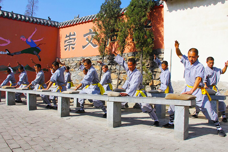 Excellent Kungfu Training at Dengfeng Shaolin Temple