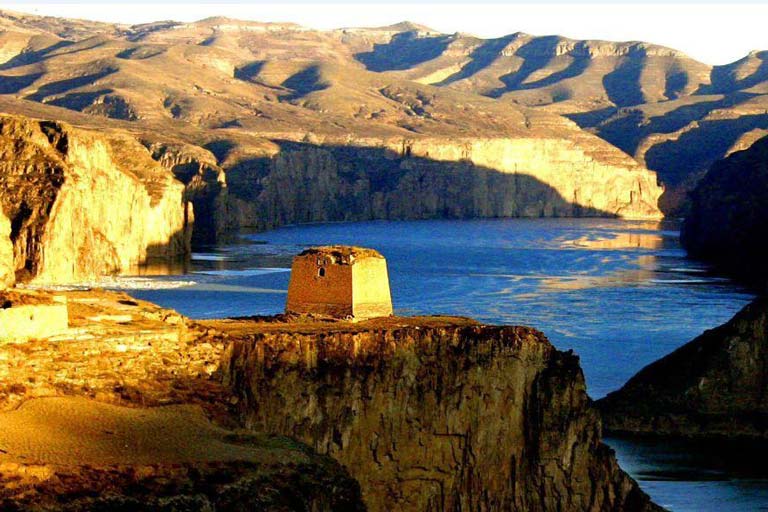 The Panoramic View of Laoniu Bay Hohhot Weather - Hohhot in Spring