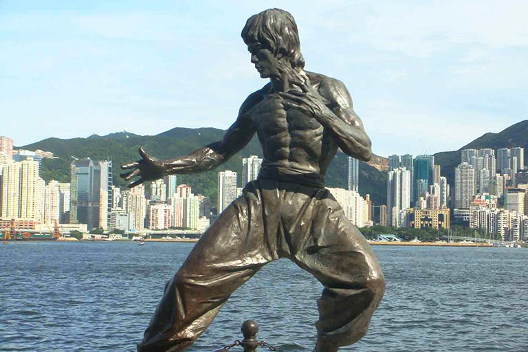 Bruce Lee State in Avenue of Stars