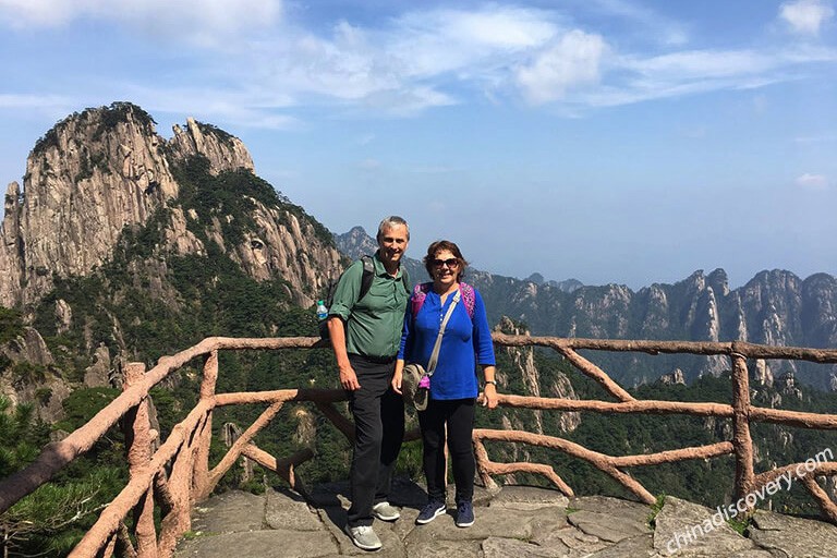 What to Pack & Wear for Huangshan Autumn Tour