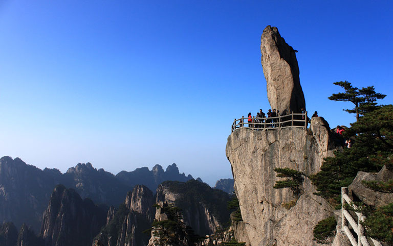 Yellow Mountain - Flying-over Peak