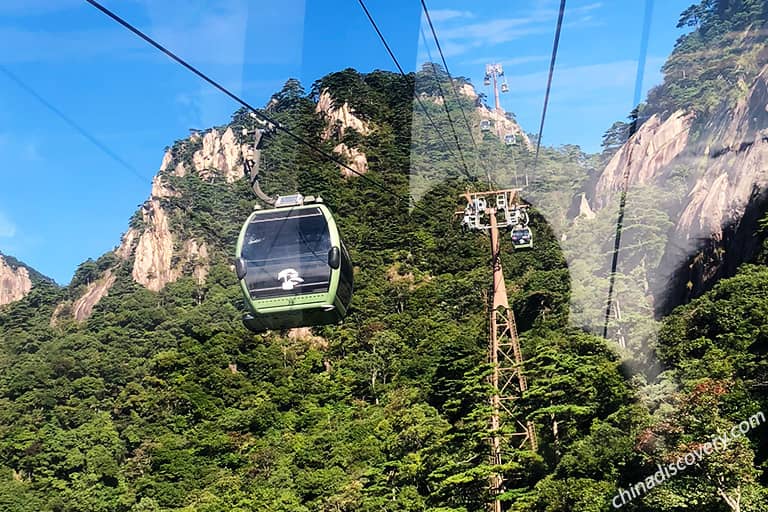 Yungu Cable Car on Mount Huangshan