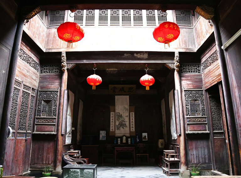 Sicheng Hall and Square Courtyard - Typical Layout of Huizhou Buildings Huangshan Lucun Village