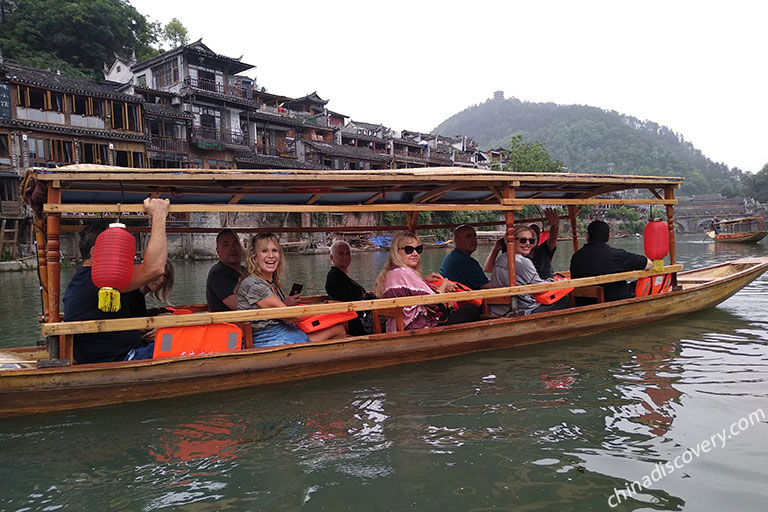 Boating on Tuojiang River