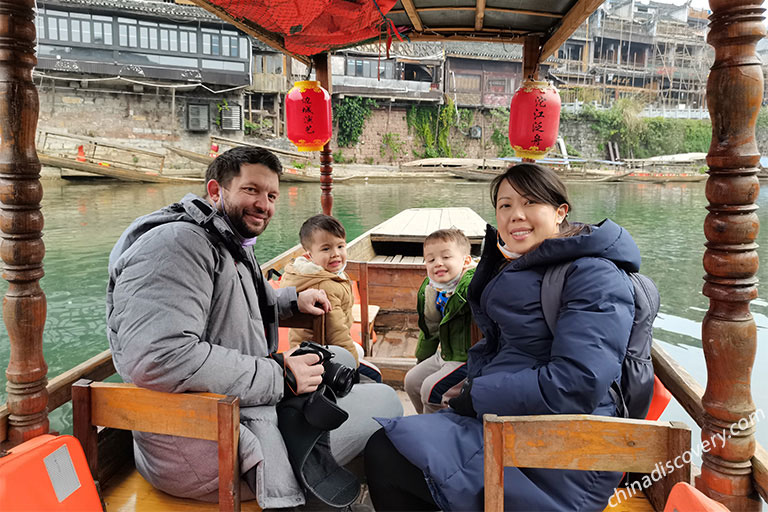 Get around Fenghuang by Boat