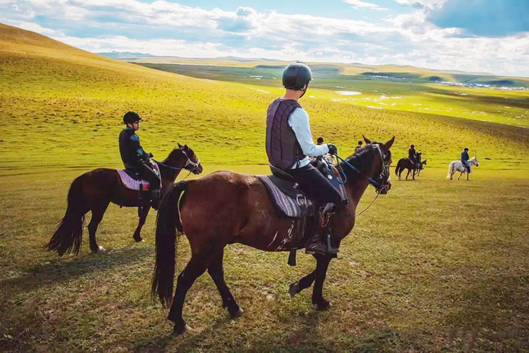 Horse Riding at Heishantou, Hulunbuir Grassland Inner Mongolia Horse Riding