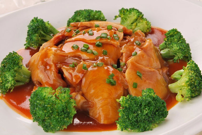Braised Camel Hoof with Broccoli Inner Mongolia Food