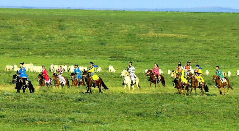 Mausoleum of Genghis Khan - Attractions nearby