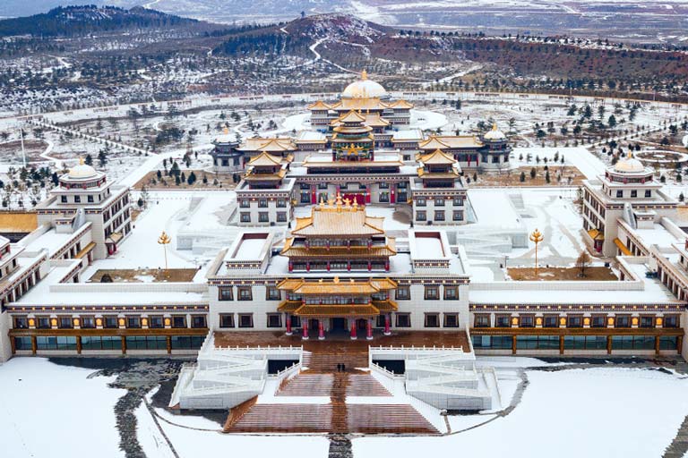 Panoramic View of Wulan Living Buddha Mansion Ordos Attractions