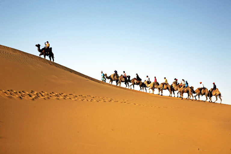 Camel Riding in Yemmingsha Scenic Area Ordos Hotels, Where to Stay in Ordos