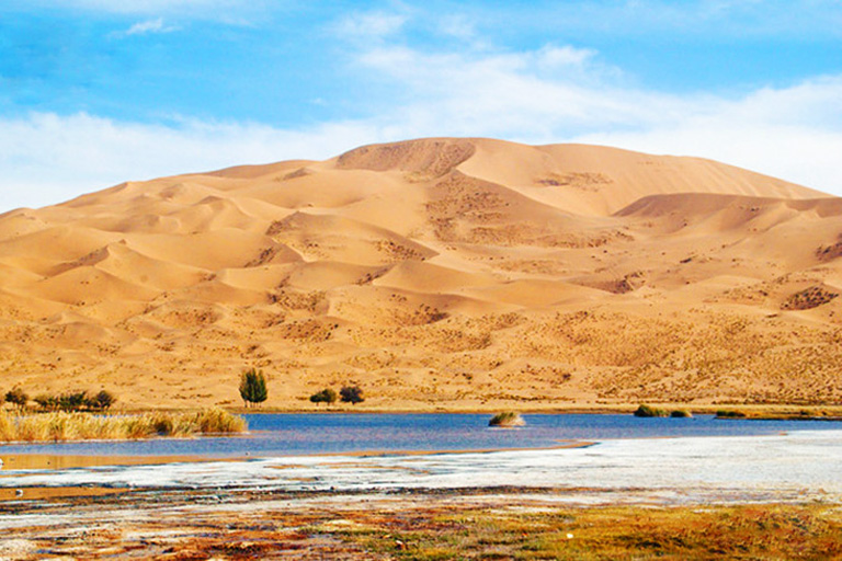 Bilutu Peak in Badain Jaran Desert Inner Mongolia Autumn