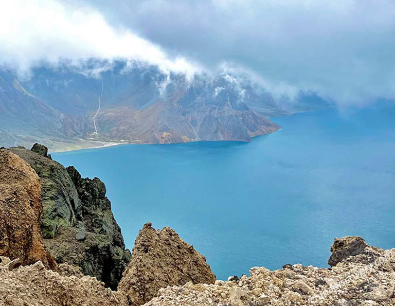  Changbai Mountain Heavenly Lake Summer View (North Slope)