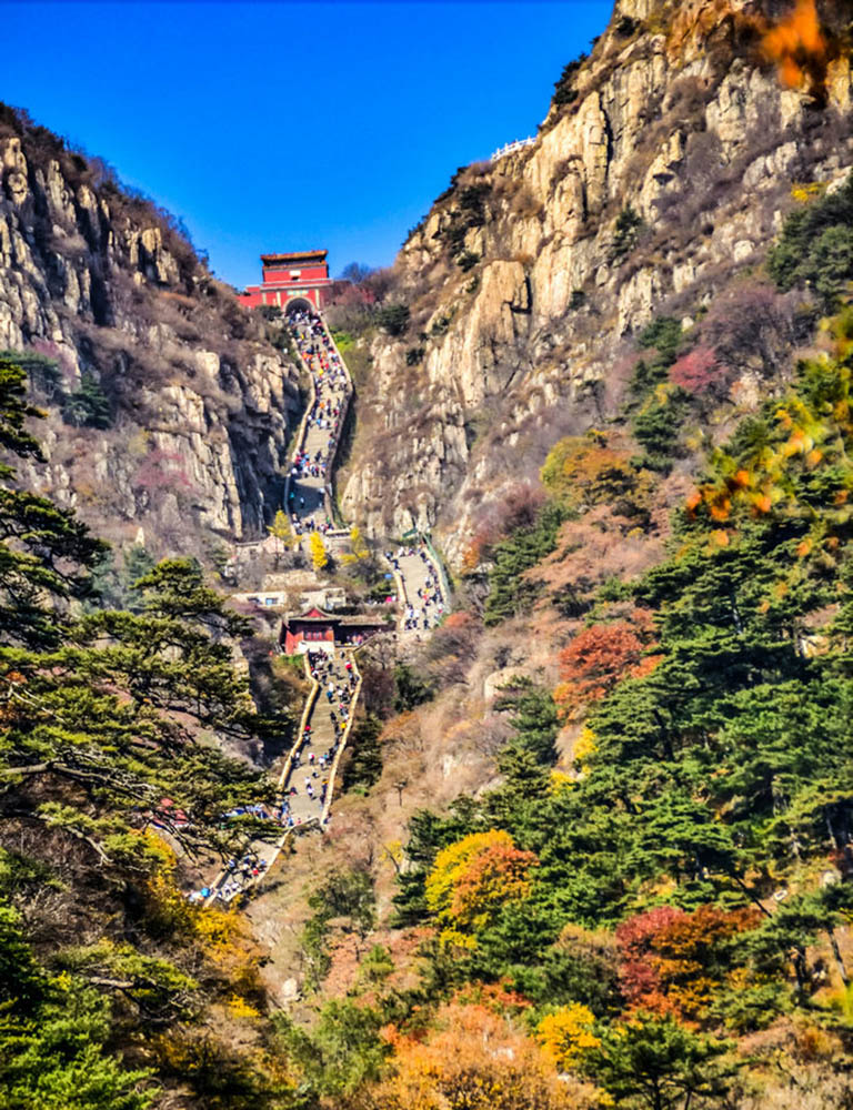 Gorgeous Autumn Scenery on Mount Tai Jinan to Mount Tai Taishan