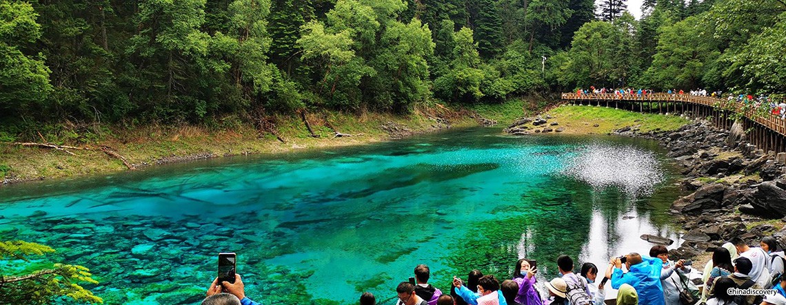 Chengdu Jiuzhaigou Yangtze River Tour