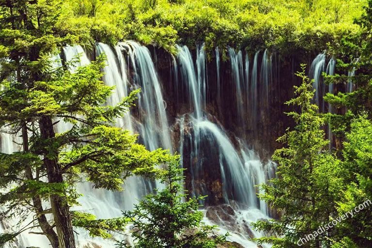 Nuorilang Waterfall