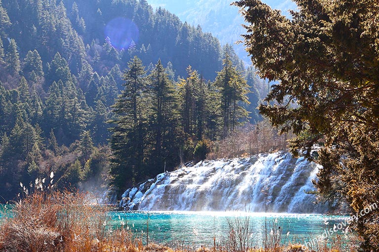 Nuorilang Waterfall is the most magnificent waterfall in Jiuzhaigou