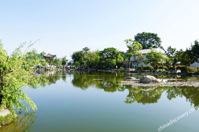 Kunming Green Lake Winter Scene