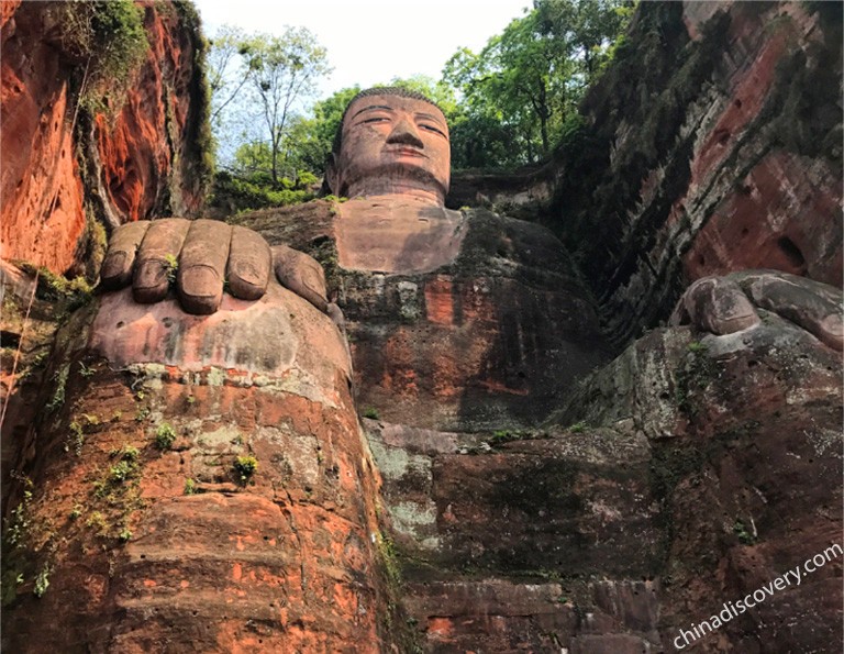 Head of Giant Buddha hides a drainage system