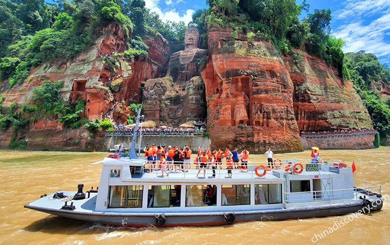 Leshan Travel Guide