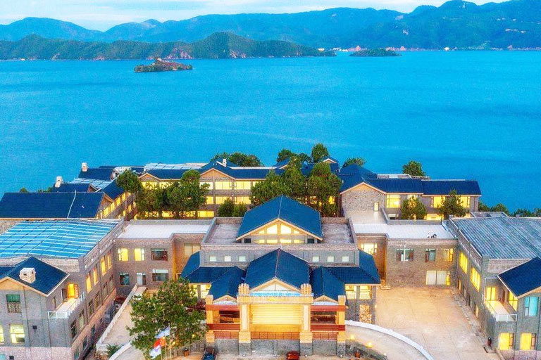 Silver Lake Island Hotel Lugu Where to Stay in Lijiang