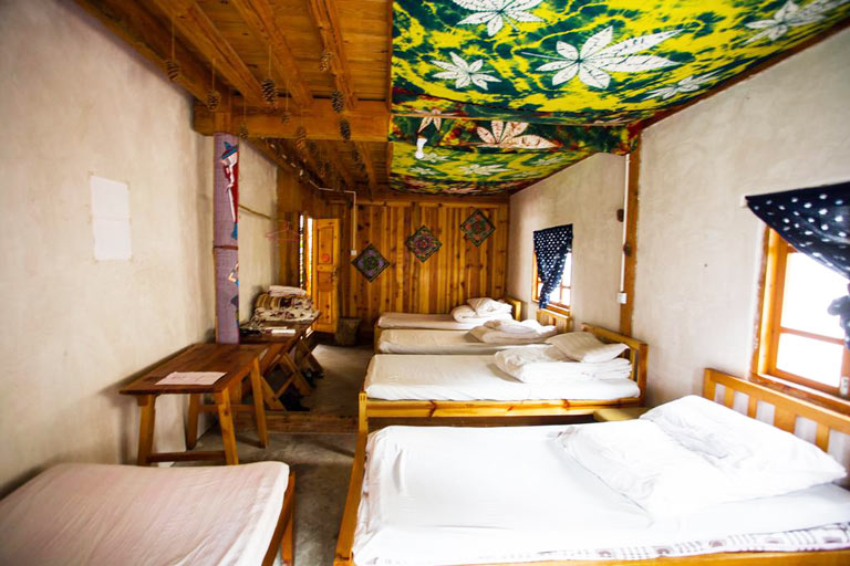 Tiger Leaping Gorge Tea-Horse Guesthouse Where to Stay in Lijiang