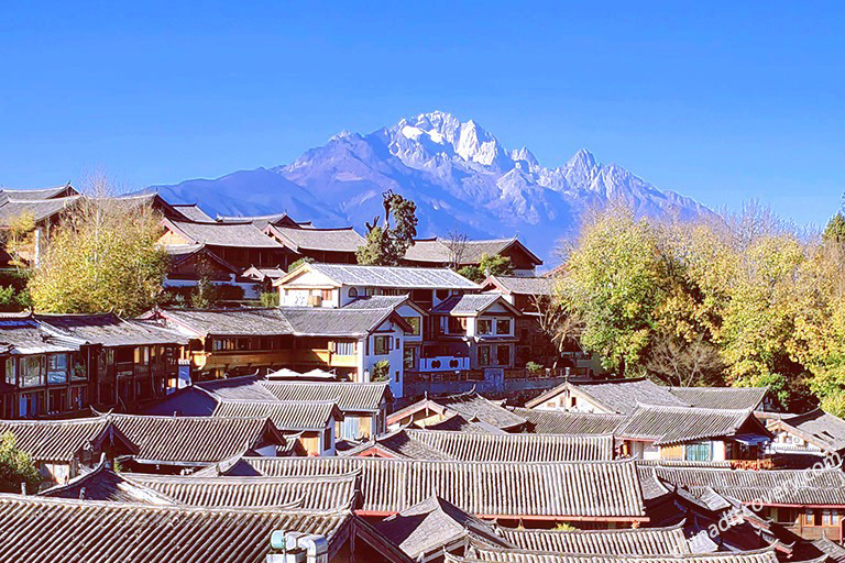 Lijiang Old Town Full View-2021-Louis from Singapore