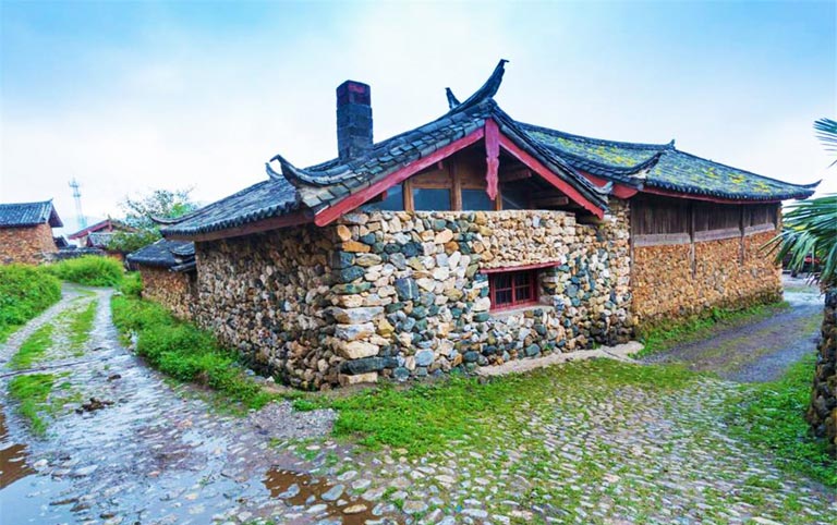 Yuhu Village