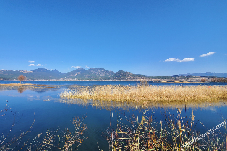 Lashi Lake