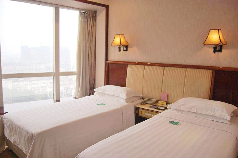 Luoyang Hotels