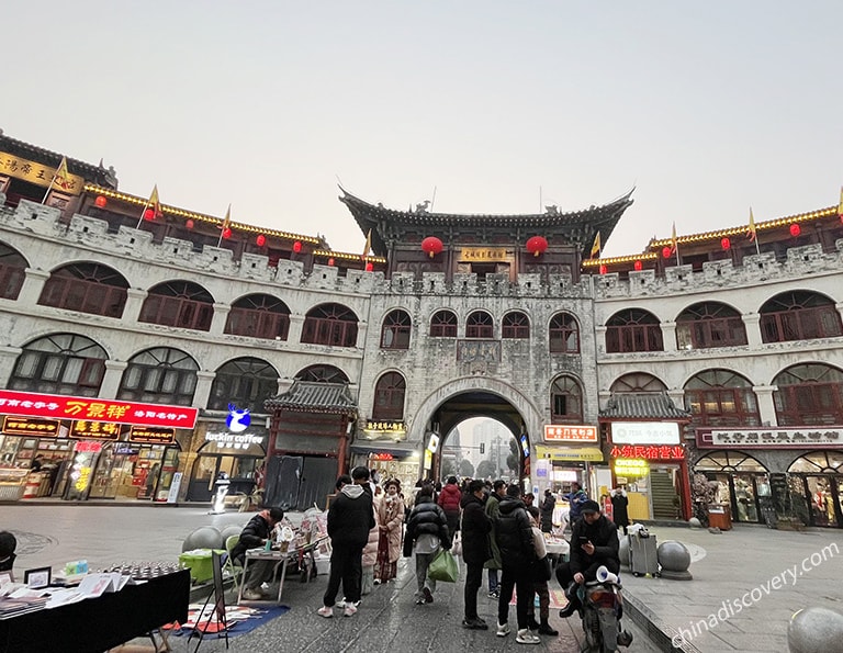 Lingjing Gate at Luoyang Old City